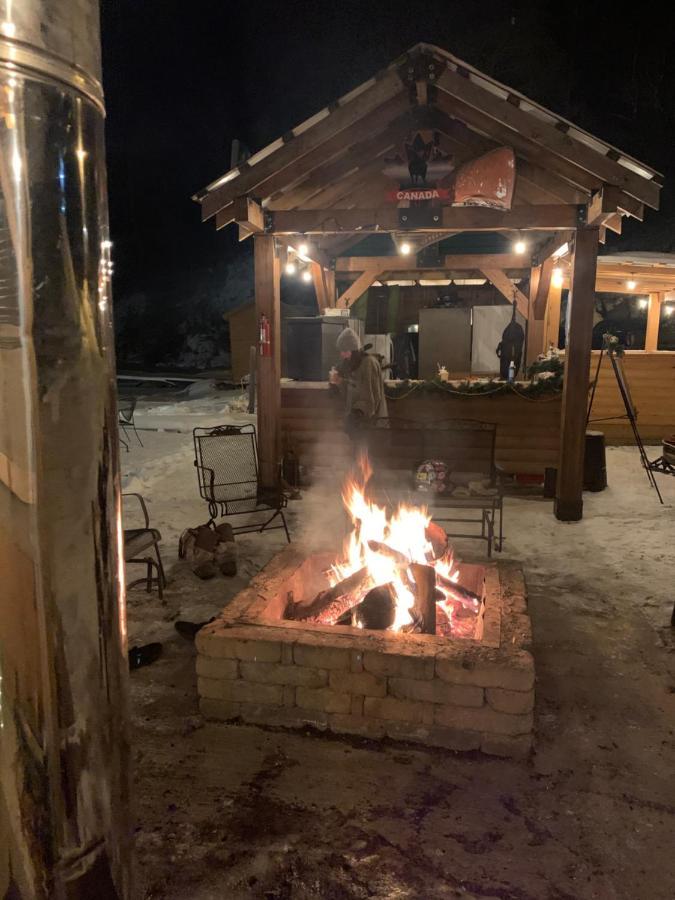 Muskie Bay Resort Nestor Falls 外观 照片